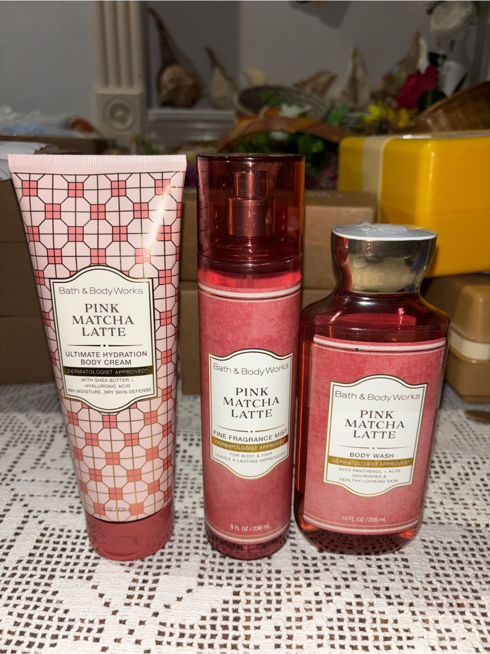 (2026) Bath & Body Works Pink Matcha Latte Body Care Set - Pink
